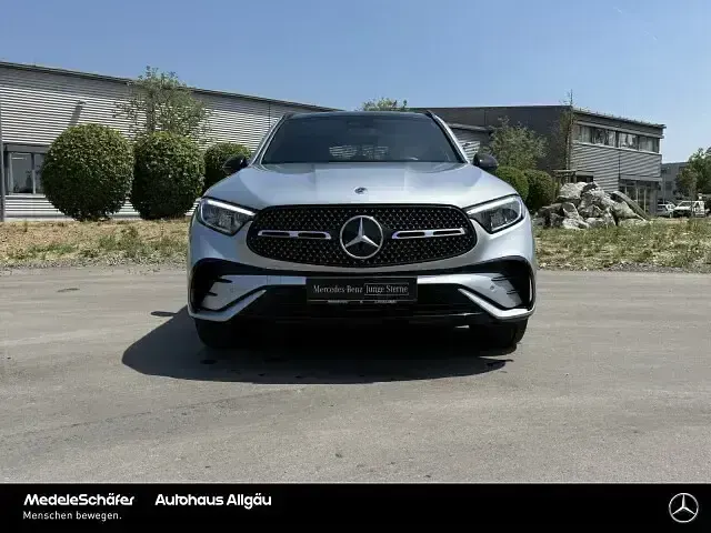 Gebraucht Mercedes GLC450 AMG 367 PS (269 kW) 2024 Lack hightechsilber SUV