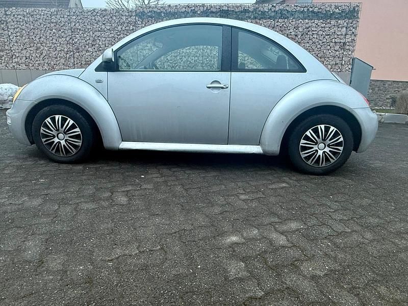Gebraucht VW New Beetle 116 PS (85 kW) 2000 Silber Kleinwagen