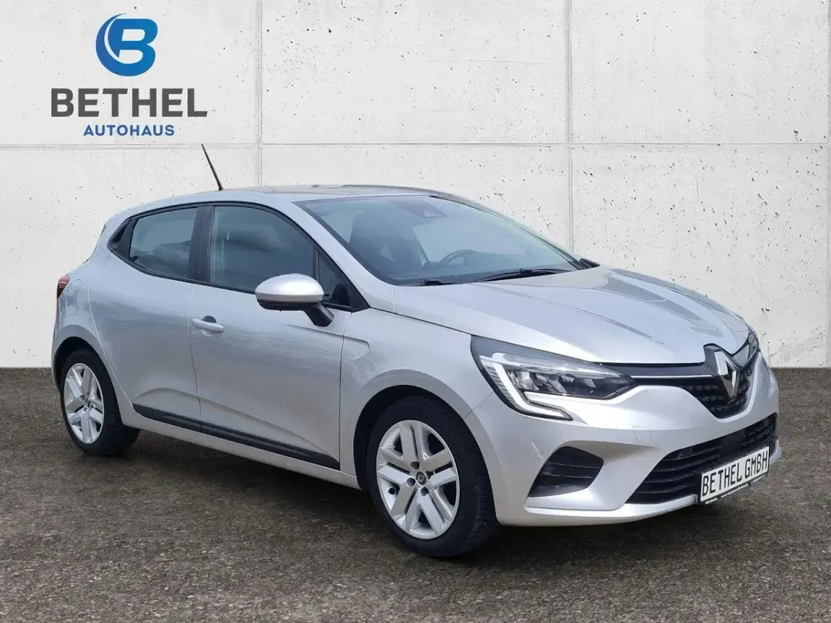 Gebraucht Renault Clio V Zen 91 PS (66 kW) 2021 Grau Limousine
