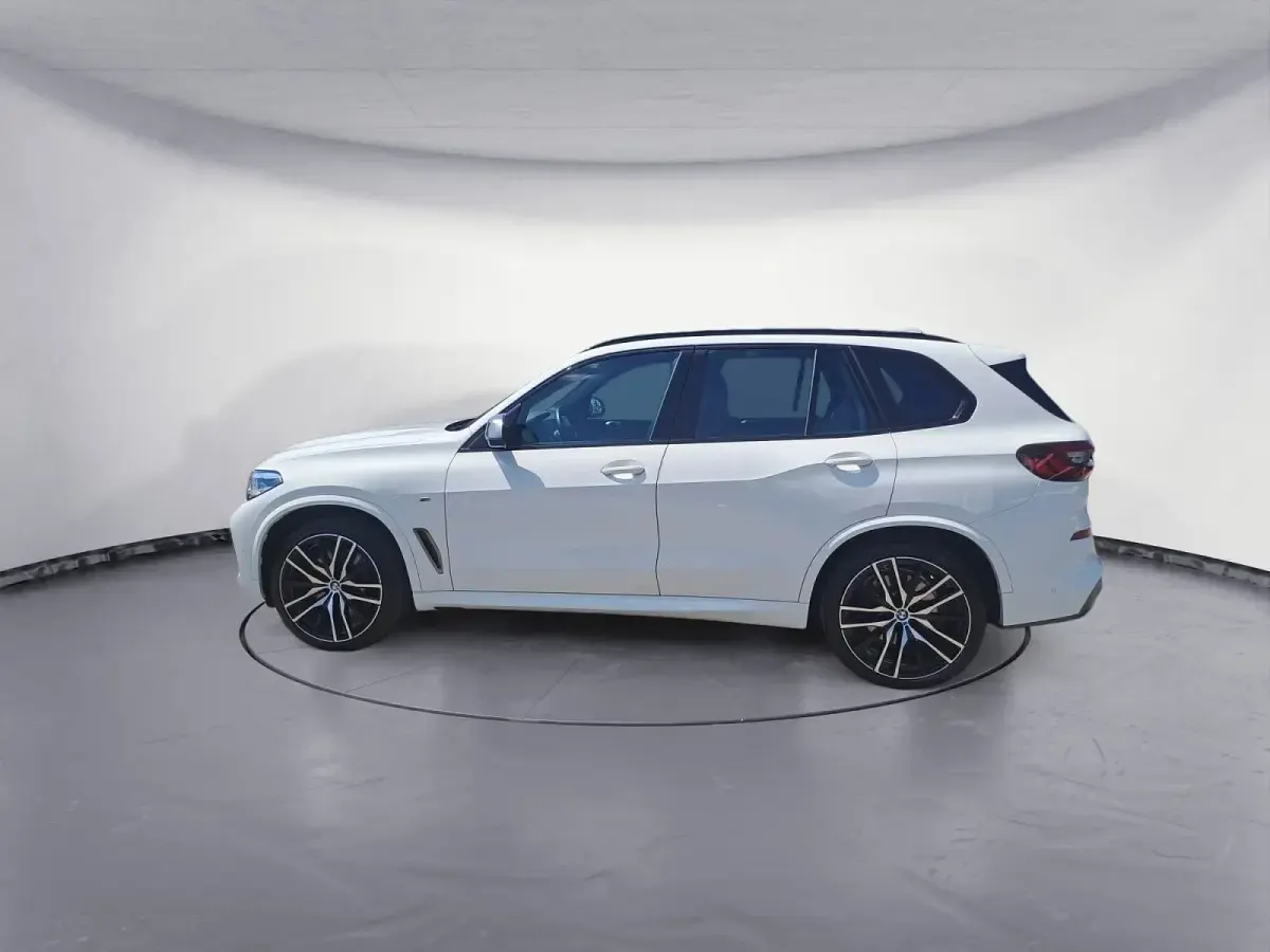 Gebraucht BMW X5 Sport Line 530 PS (389 kW) 2023 SUV