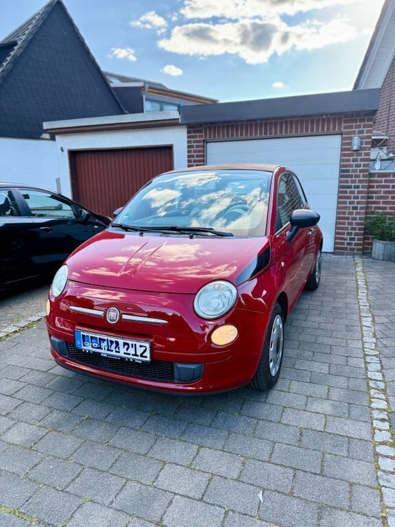 Rot Gebraucht 2010 Fiat 500 Lounge Cabrio | 3.900 € (Guter Preis) - Bild 1/4