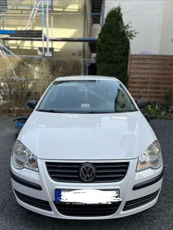 Gebraucht VW Polo Trendline 60 PS (44 kW) 2009 Weiß Kleinwagen
