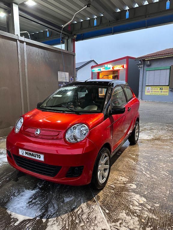 Rot Gebraucht 2023 Aixam Crossline Kleinwagen | 10.500 € - Bild 1/4