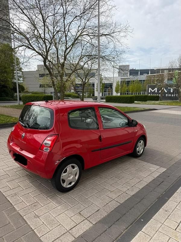 Second-hand Renault Twingo 75 CP (55 kW) 2009 Roșu Hatchback