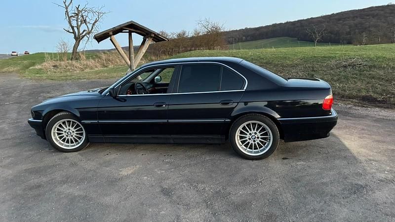 Gebraucht BMW 740 286 PS (210 kW) 1995 Schwarz Limousine