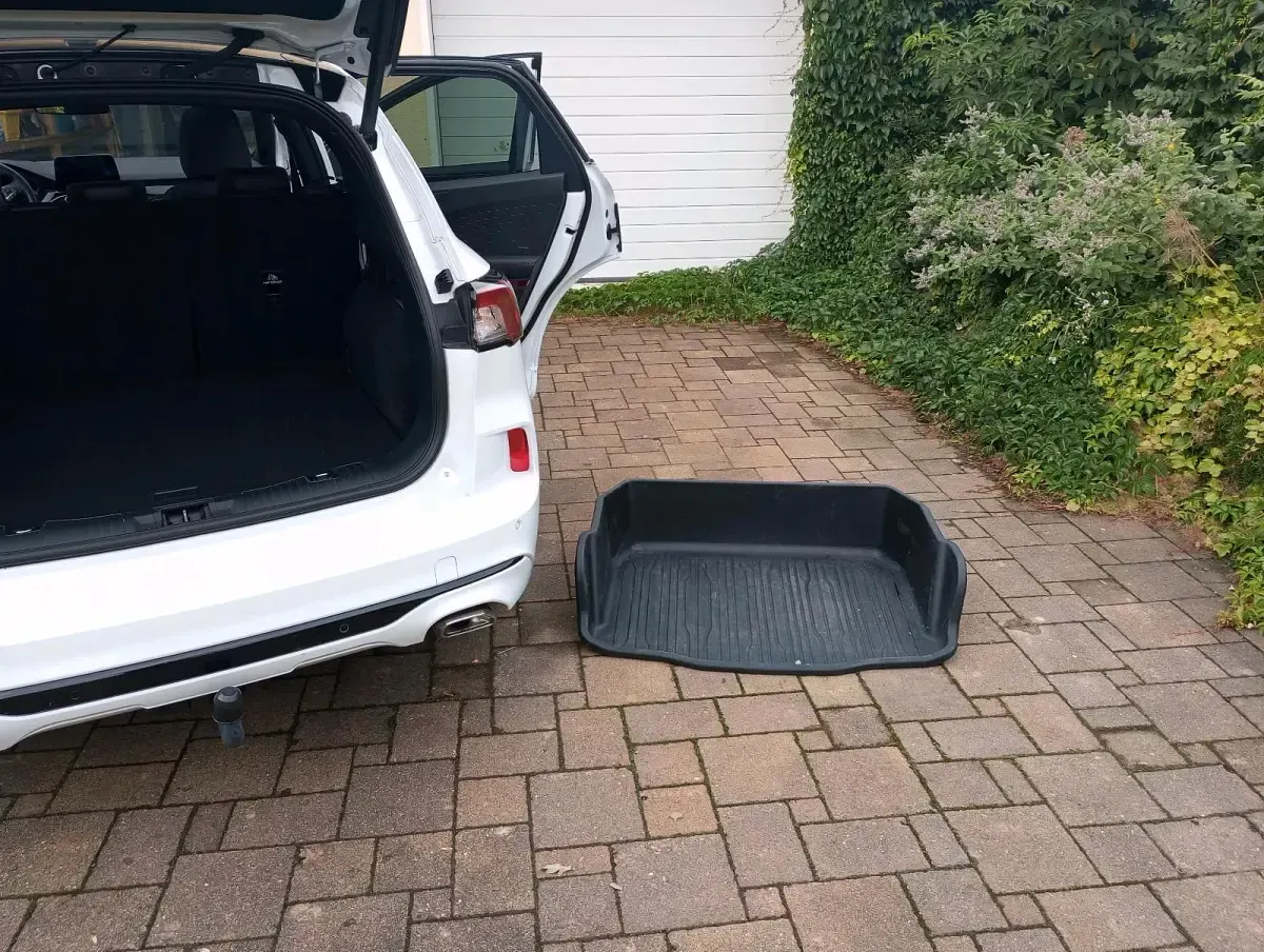 Gebraucht Ford Kuga ST-Line 190 PS (139 kW) 2021 Weiß SUV