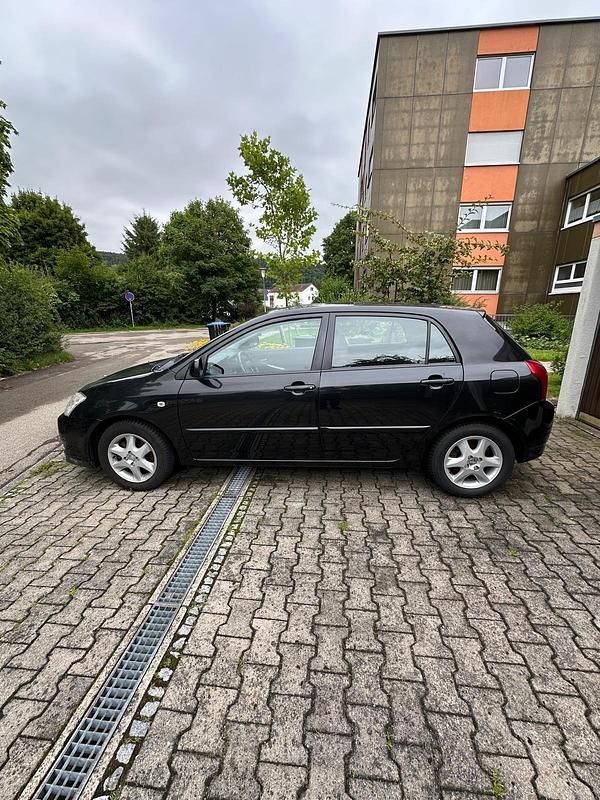 Schwarz Gebraucht 2006 Toyota Corolla Kleinwagen | 3.900 € (Fairer Preis) - Bild 1/4