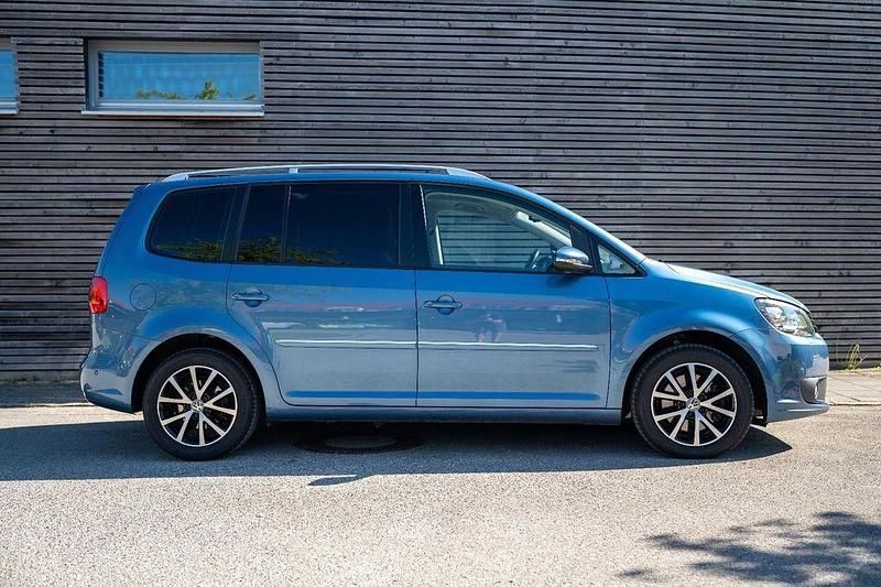 Gebraucht VW Touran Highline 170 PS (125 kW) 2011 Blau Van / Kleinbus