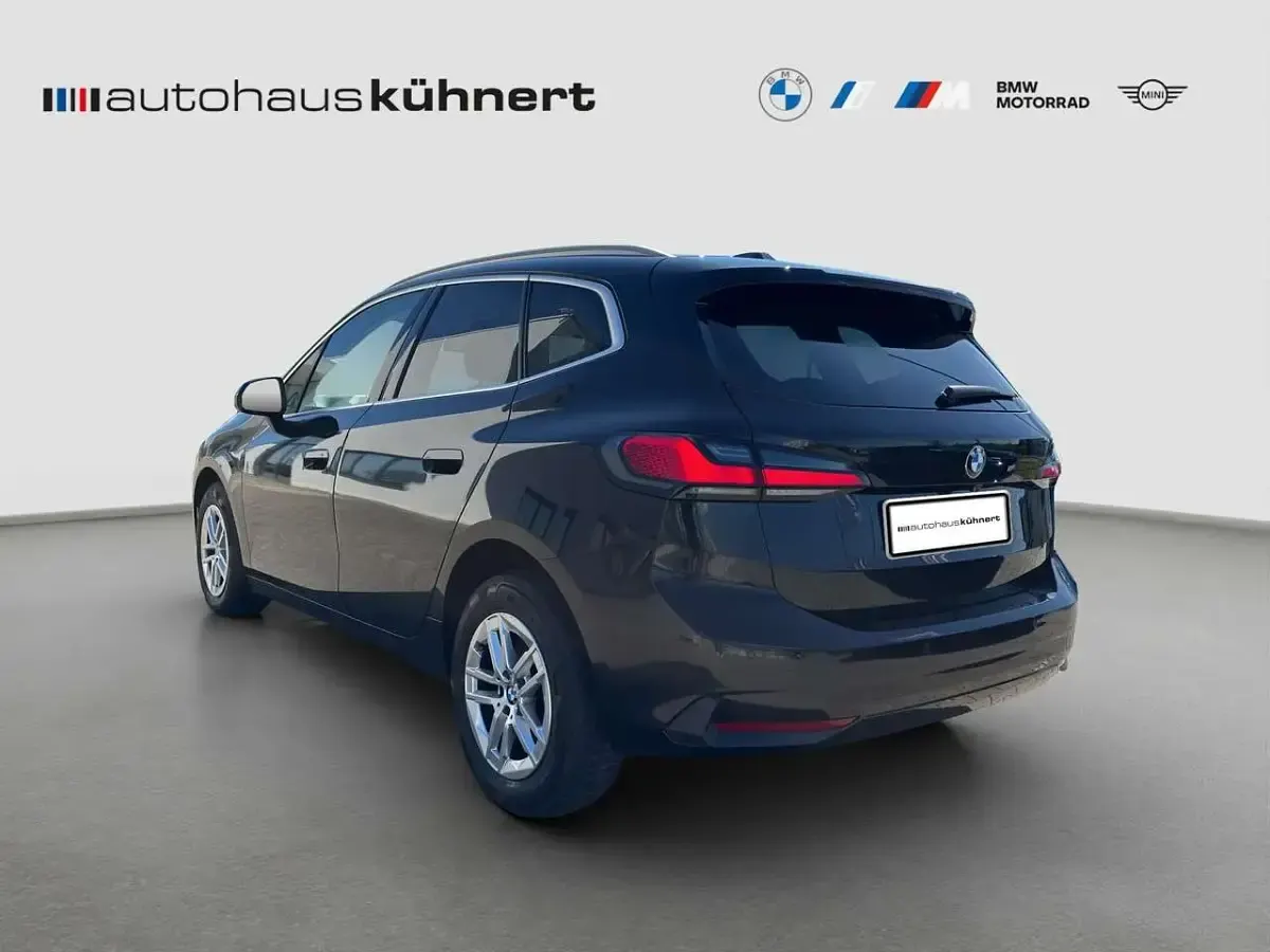 Gebraucht BMW 218 136 PS (100 kW) 2023 Schwarz Kombi