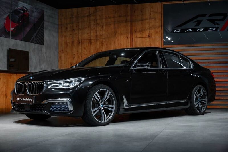 Schwarz Gebraucht 2016 BMW 740 Performance Limousine | 25.900 € (Fairer Preis) - Bild 1/4