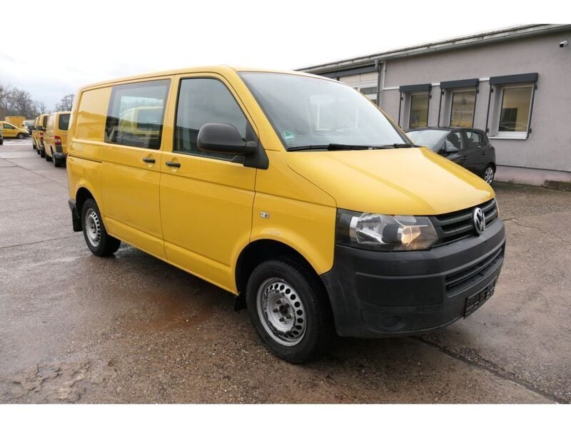 Gebraucht VW T5 84 PS (61 kW) 2014 Ginstergelb r1032 Van