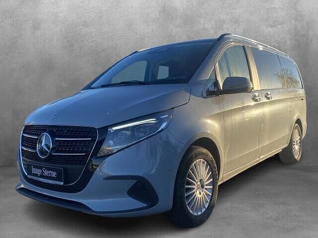 Gebraucht Mercedes V300 Style 237 PS (174 kW) 2025 Alpingrau Van / Kleinbus