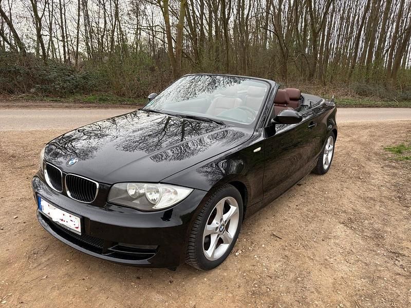 Gebraucht BMW 118 Cabriolet 143 PS (105 kW) 2008 Schwarz Cabrio
