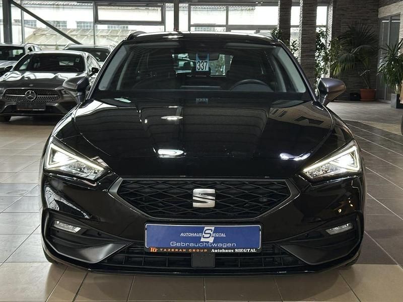 Gebraucht Seat Leon FR 150 PS (110 kW) 2022 Schwarz mitternachtsschwarz (metallic) Kombi