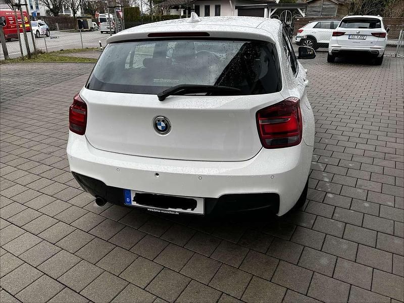 Gebraucht BMW 118 143 PS (105 kW) 2014 Weiß Kleinwagen