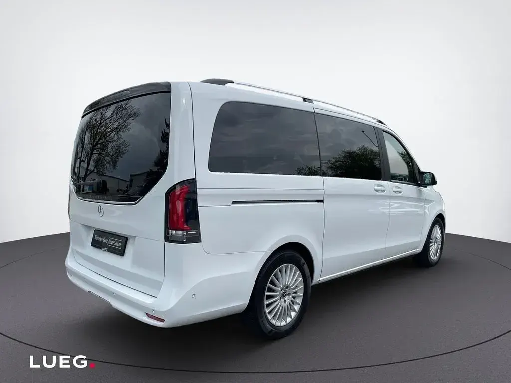 Gebraucht Mercedes V220 Style 163 PS (119 kW) 2025 Bergkristallweiß metallic Van / Kleinbus