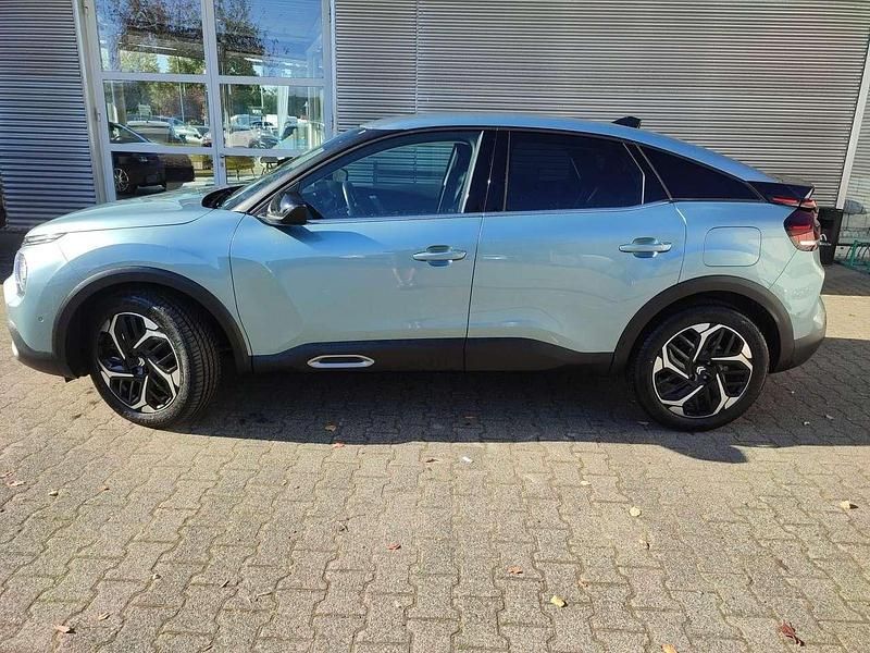 Gebraucht Citroën C4 Shine 131 PS (96 kW) 2023 Lackierung olbia blau/typ aussenverkleidung metalliclackierung Limousine