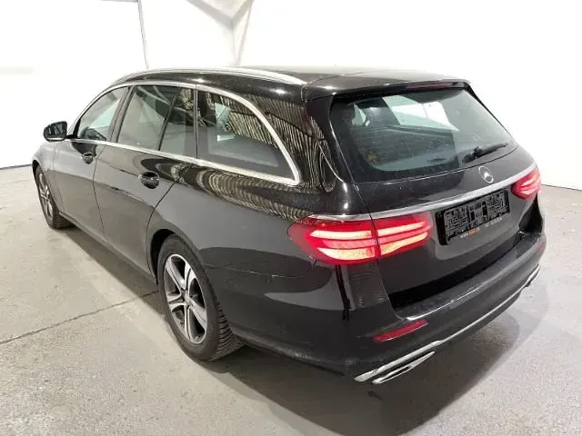 Gebraucht Mercedes E200 Avantgarde 197 PS (144 kW) 2020 Schwarz Kombi