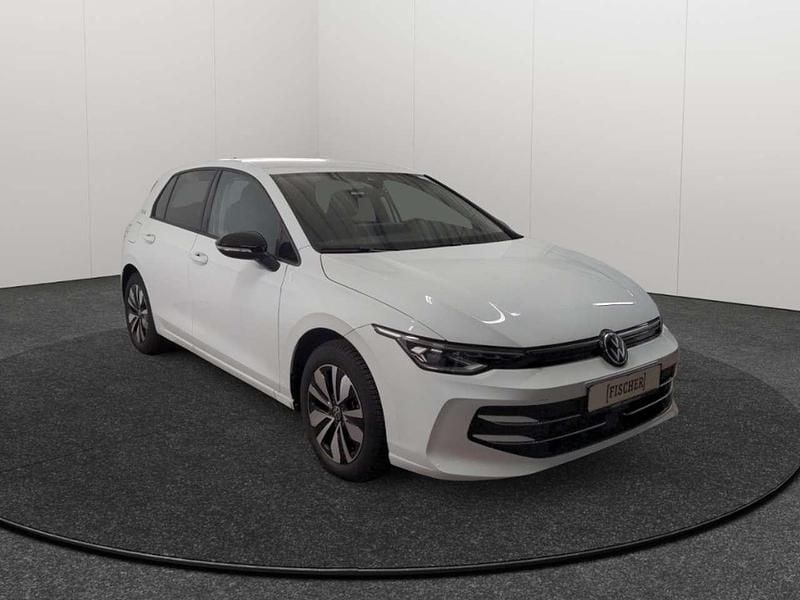 Gebraucht VW Golf VIII Goal 150 PS (110 kW) 2025 Pure white Limousine
