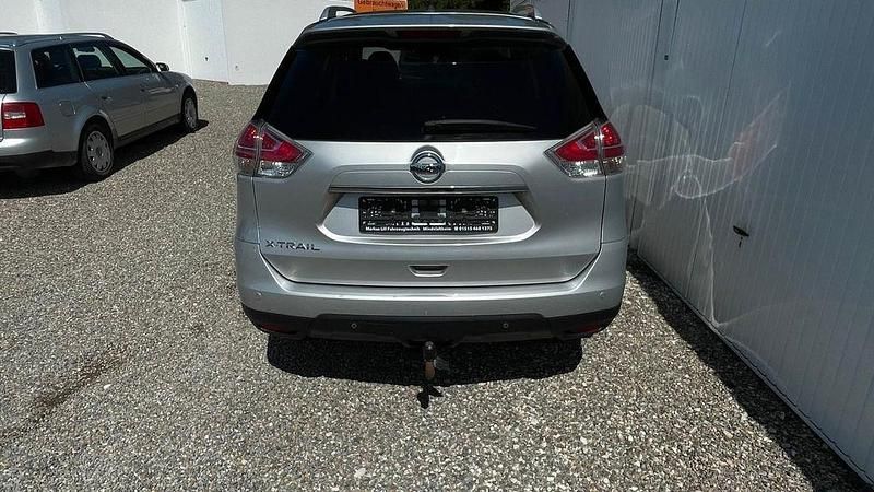 Gebraucht Nissan X-Trail 177 PS (130 kW) 2017 Silber SUV