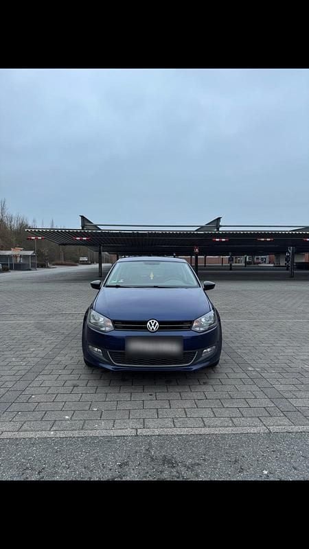 Gebraucht VW Polo Match 69 PS (50 kW) 2012 Blau Kleinwagen