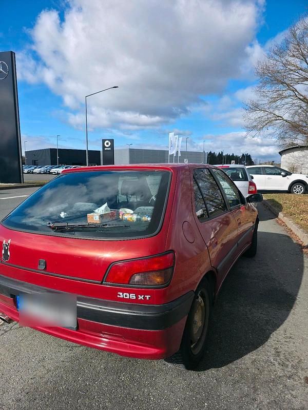 Gebraucht Peugeot 306 101 PS (74 kW) 1995 Rot Limousine