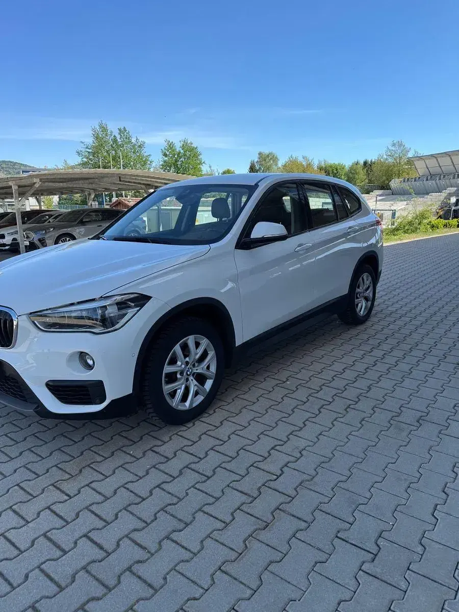 Gebraucht BMW X1 Advantage 190 PS (139 kW) 2016 Weiß SUV