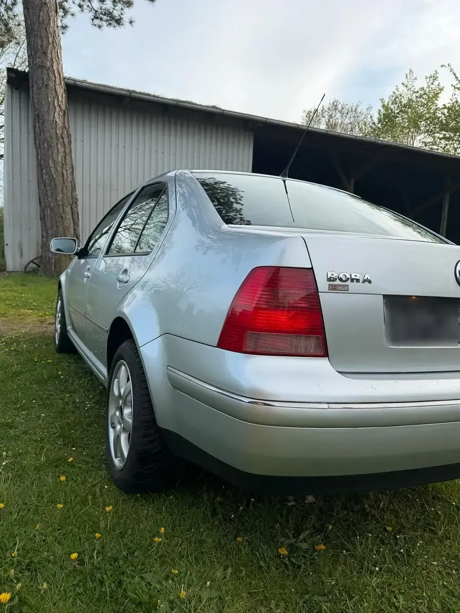 Brugt VW Bora 102 HK (75 kW) 2003 Grå Sedan