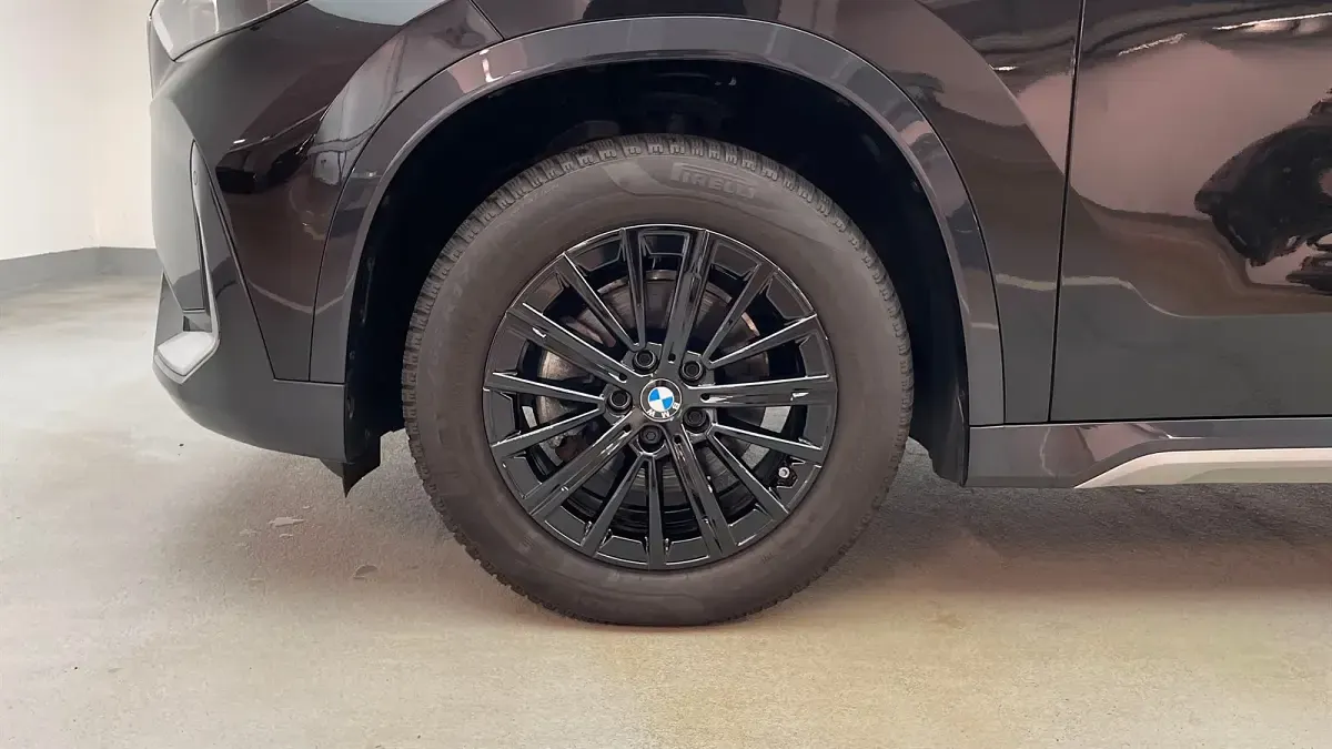 Gebraucht BMW X1 xLine 150 PS (110 kW) 2024 Saphirschwarz metallic SUV