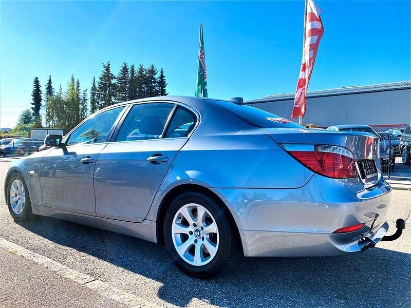 Gebraucht BMW 525 Performance 192 PS (141 kW) 2003 Grau Limousine