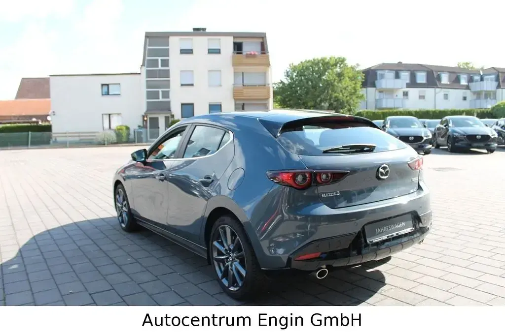 Gebraucht Mazda 3 Center-Line 140 PS (102 kW) 2025 Grau Limousine