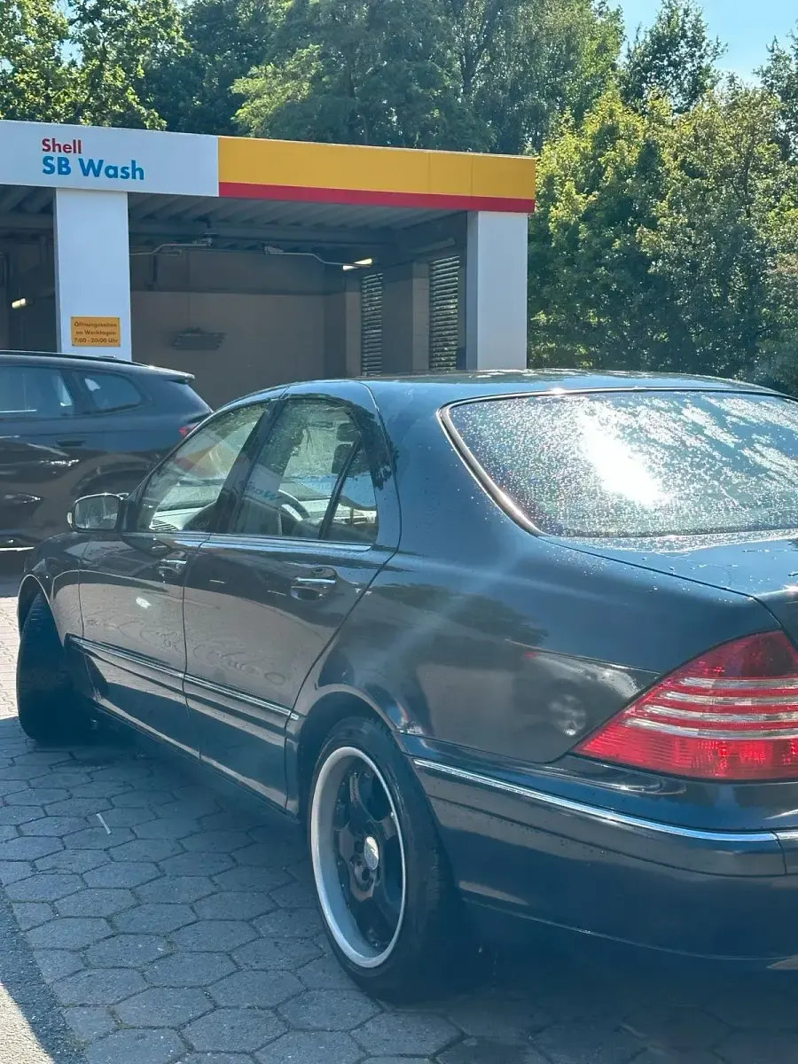 Gebraucht Mercedes S320 224 PS (164 kW) 2000 Schwarz Limousine