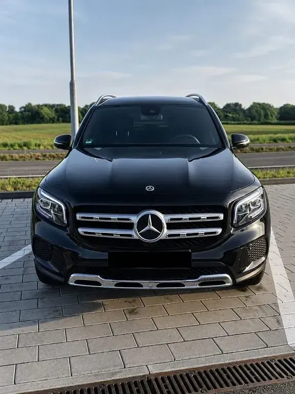 Gebraucht Mercedes GLB220 190 PS (139 kW) 2021 Schwarz SUV