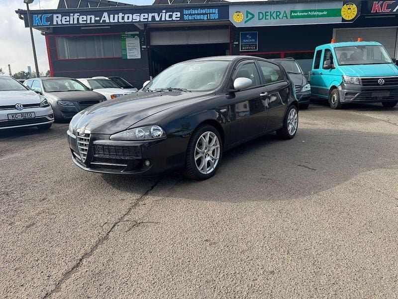 Schwarz Gebraucht 2010 Alfa Romeo 147 Kleinwagen | 4.990 € (Teuer) - Bild 1/4
