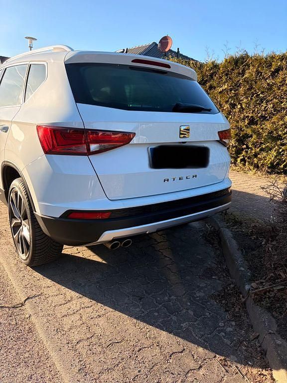 Gebraucht Seat Ateca XCELLENCE 150 PS (110 kW) 2017 Weiß SUV
