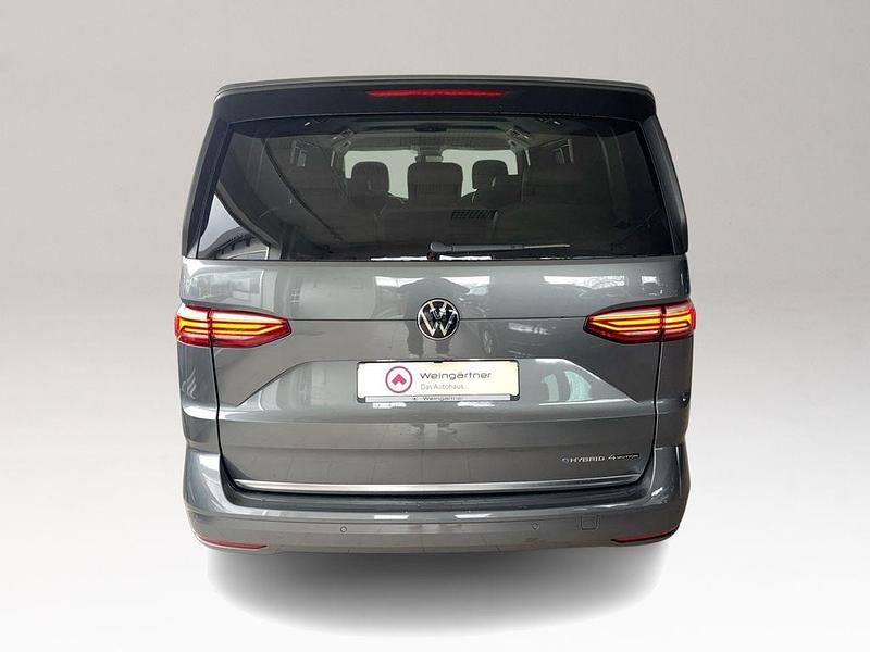 Gebraucht VW Multivan Style 177 PS (130 kW) 2025 Grau Van