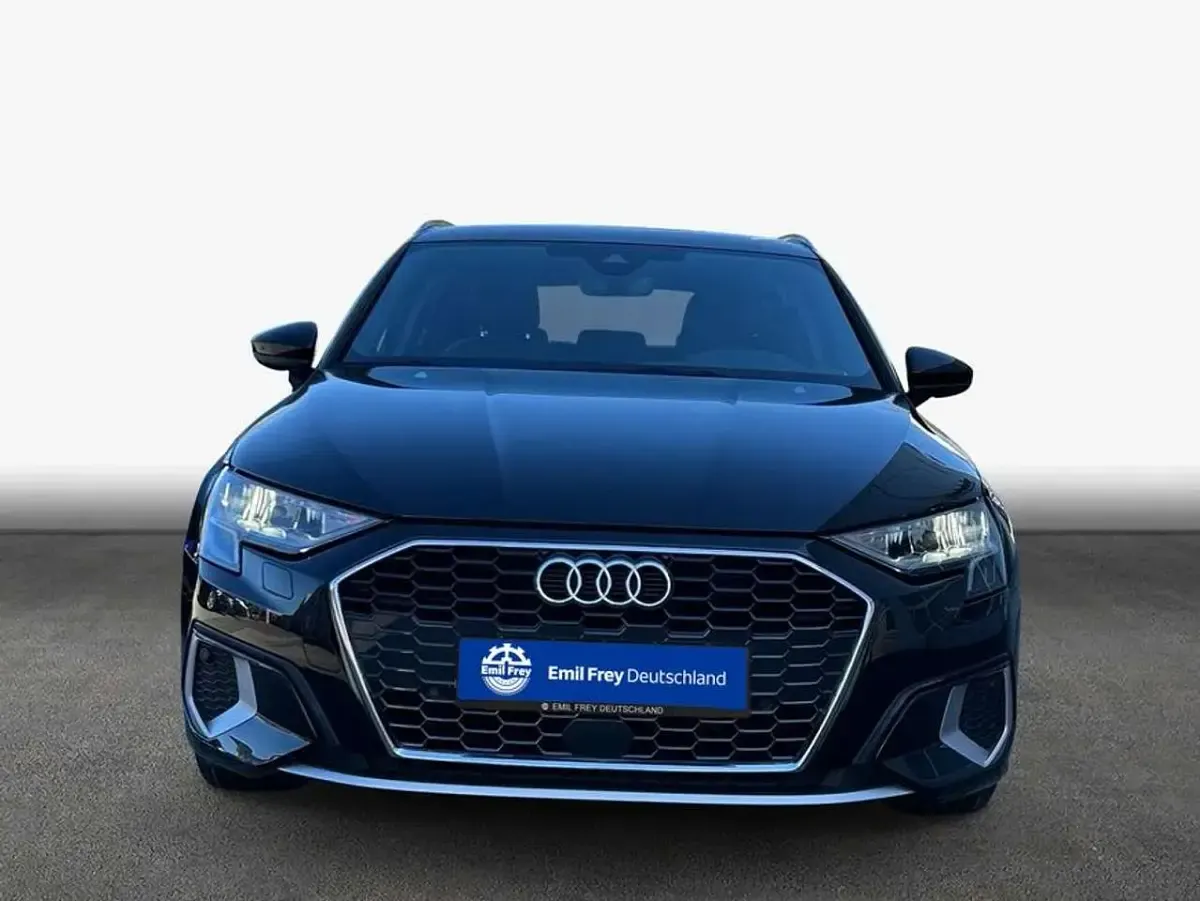 Gebraucht Audi A3 Advanced 150 PS (110 kW) 2023 Schwarz Limousine