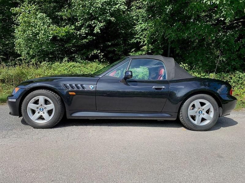 Gebraucht BMW Z3 Sport Line 118 PS (86 kW) 2000 Schwarz Cabrio