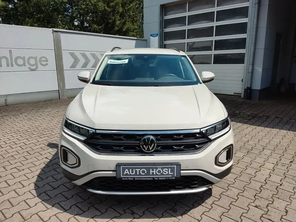 Gebraucht VW T-Roc Life 150 PS (110 kW) 2022 Grau SUV
