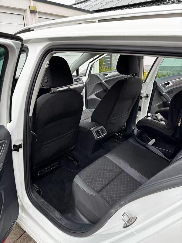 Gebraucht VW Golf VII 115 PS (84 kW) 2018 Weiß Kombi