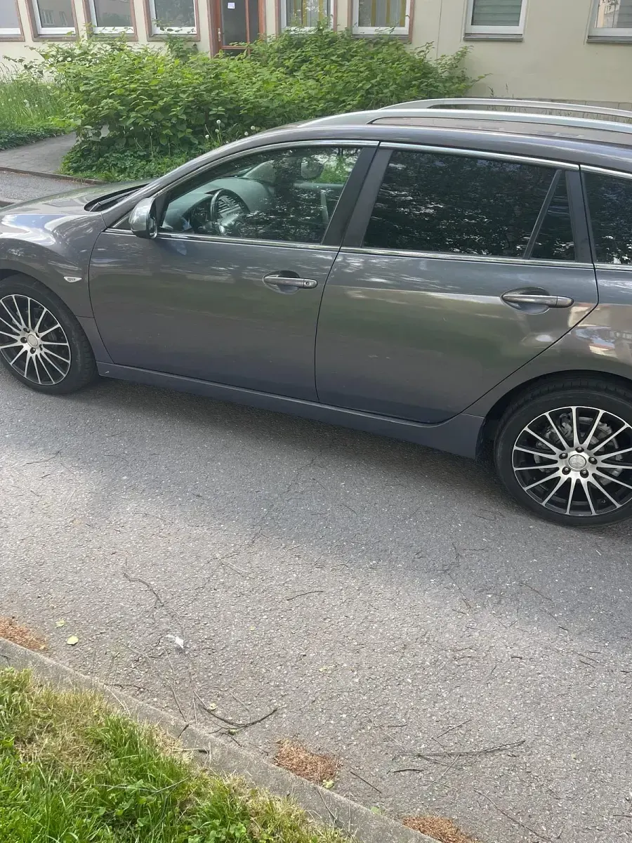 Gebraucht Mazda 6 163 PS (119 kW) 2010 Grau Kombi