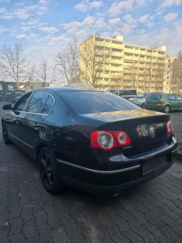 Gebraucht VW Passat 140 PS (102 kW) 2007 Schwarz Limousine