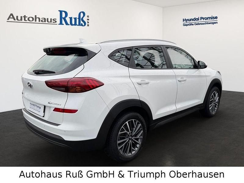 Second-hand Hyundai Tucson Advantage 132 CP (97 kW) 2020 Alb SUV