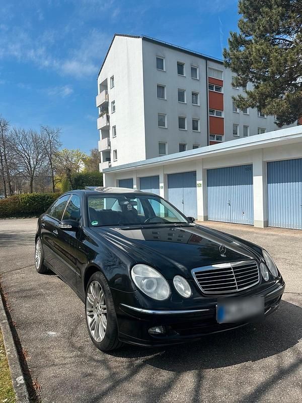 Gebraucht Mercedes E280 231 PS (169 kW) 2006 Schwarz Limousine