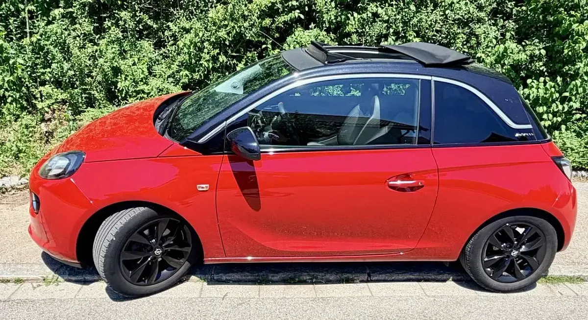 Gebraucht Opel Adam Open Air 87 PS (63 kW) 2016 Rot Kleinwagen