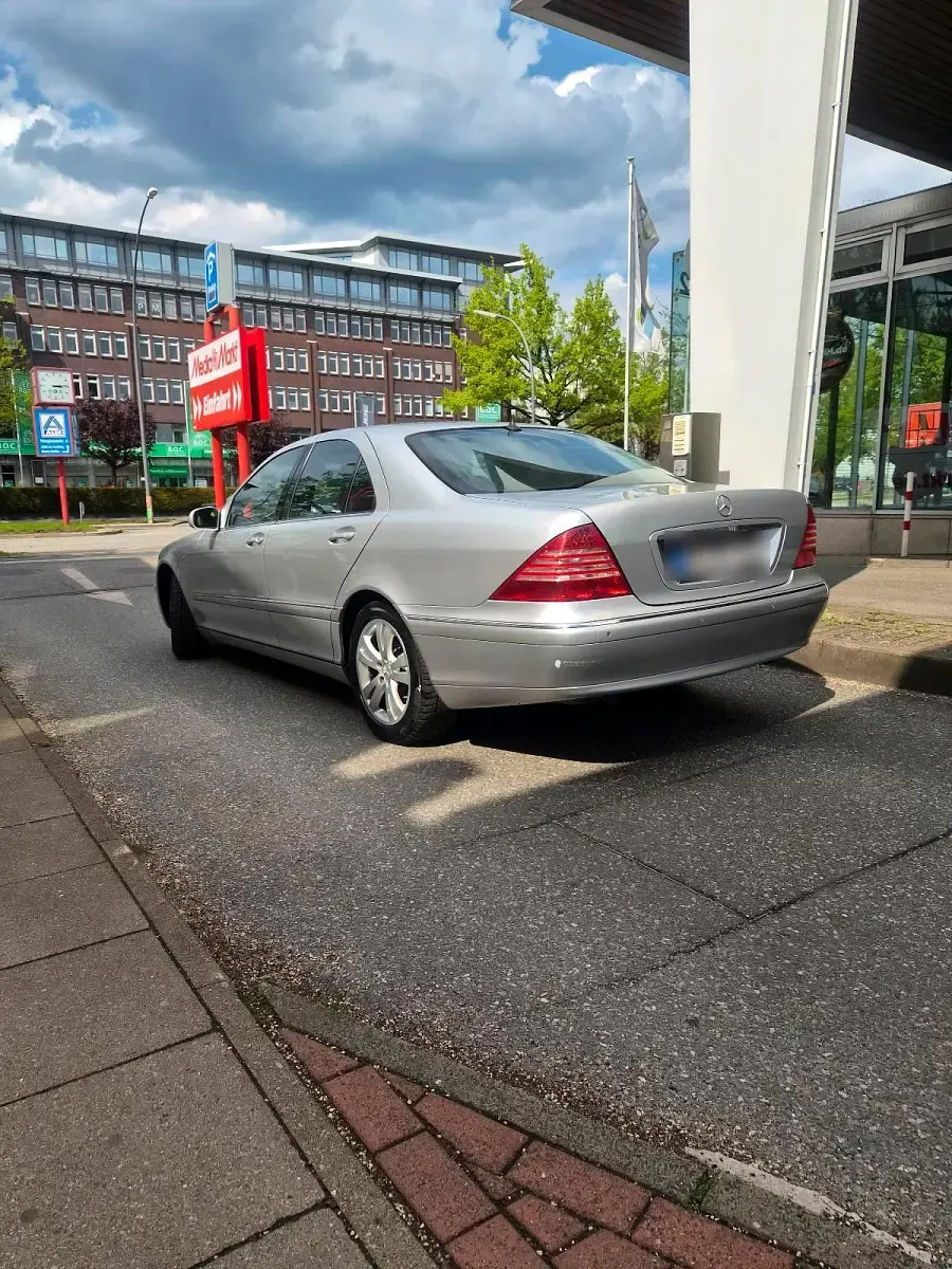 Gebraucht Mercedes S320 204 PS (150 kW) 2004 Silber Limousine