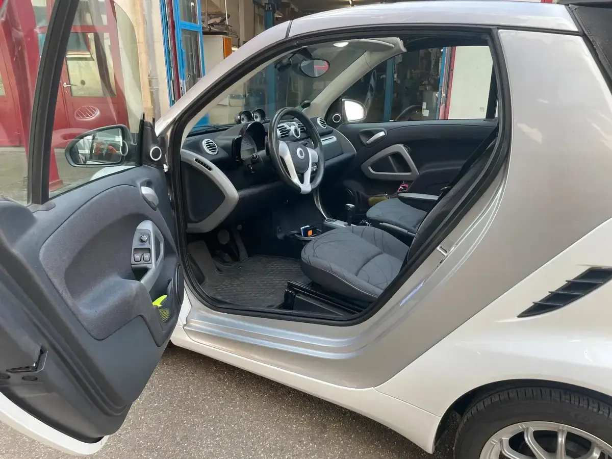 Brugt Smart ForTwo Cabrio 70 HK (51 kW) 2011 Hvid Cabriolet