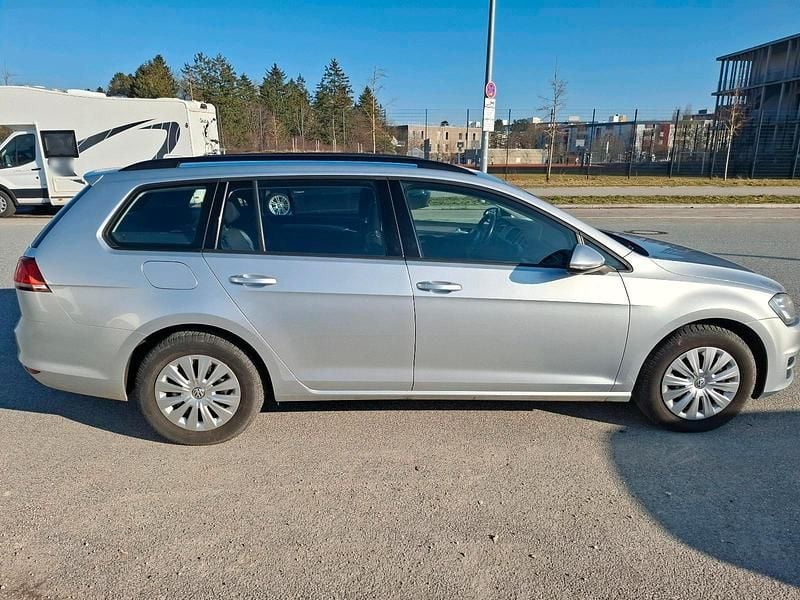 Gebraucht VW Golf VII 105 PS (77 kW) 2014 Grau Kombi