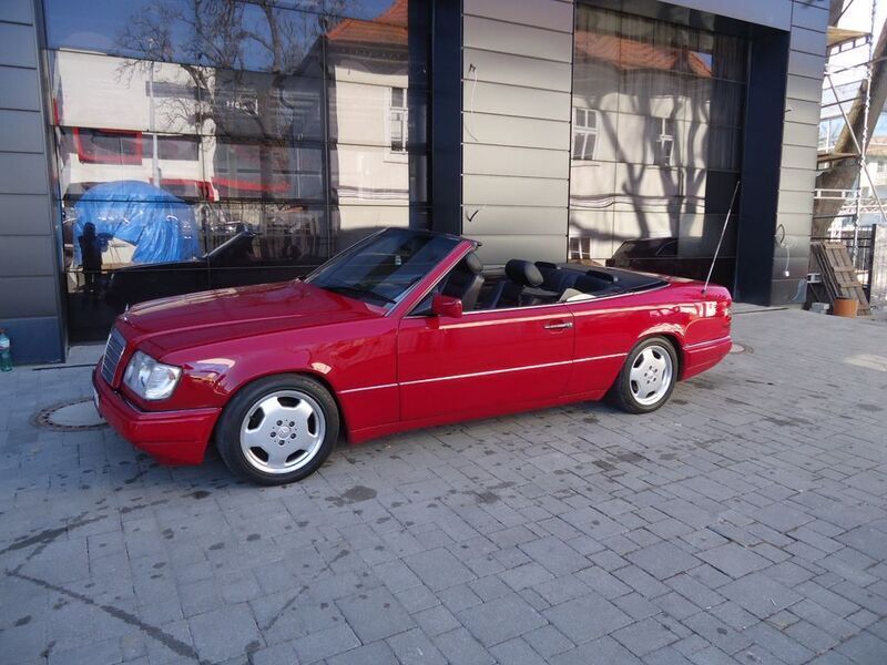Rot Gebraucht 1995 Mercedes E200 Cabrio | 23.990 € - Bild 1/4