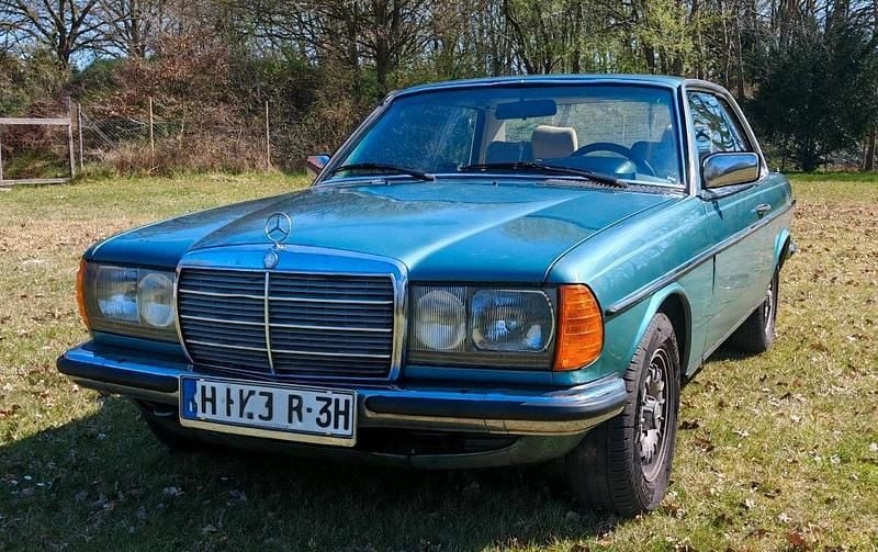 Gebraucht 1983 Mercedes 230 Coupé | 4.500 € - Bild 1/4